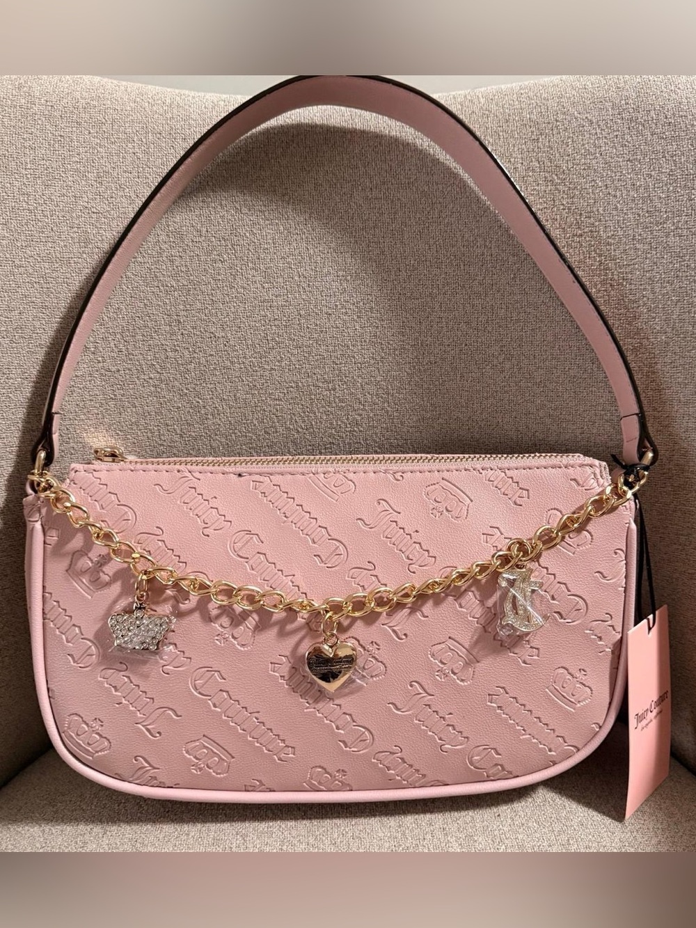 Juicy Couture A Little Crush shoulder bag with a gold chain charm - Picture 3 of 17